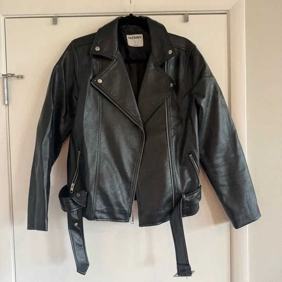 Old Navy Black Faux Belted Leather Moto Jacket - Picture 5 of 6